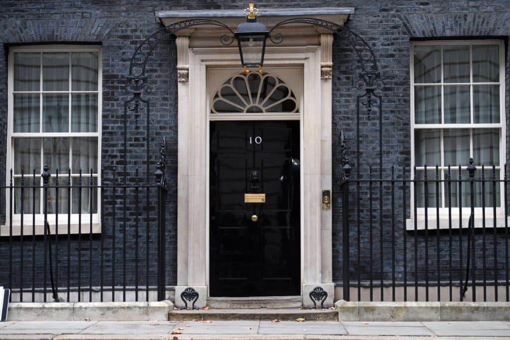 New Faces and Old Strategies: Who Will Lead in Burnham's Downing Street?