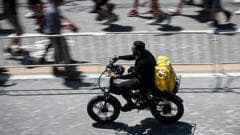 Italian Delivery Riders Strike for Health and Wage Protections Amid Heatwave Crisis
