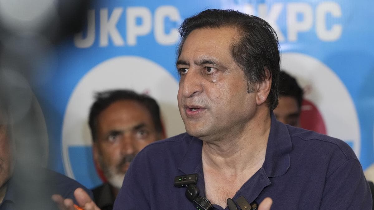 Political Leaders Question NC's Motives in Delhi Statehood Protest
