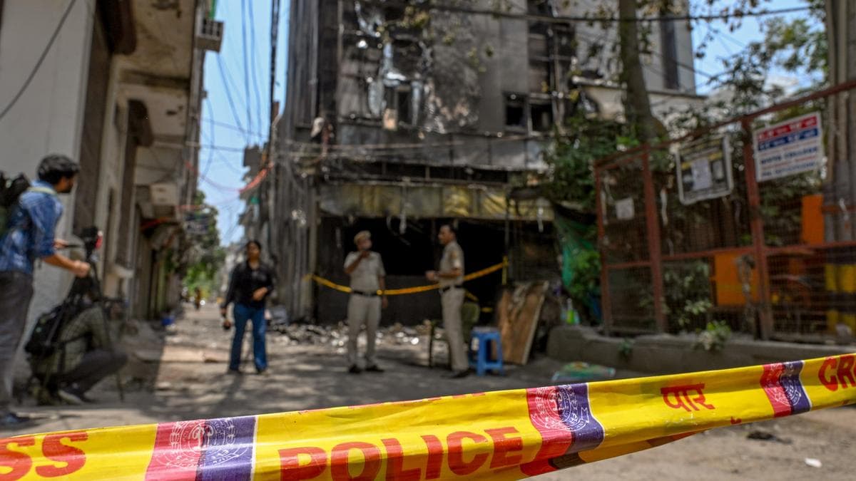 Supreme Court Slams Civic Bodies Over Unchecked Unauthorized Constructions
