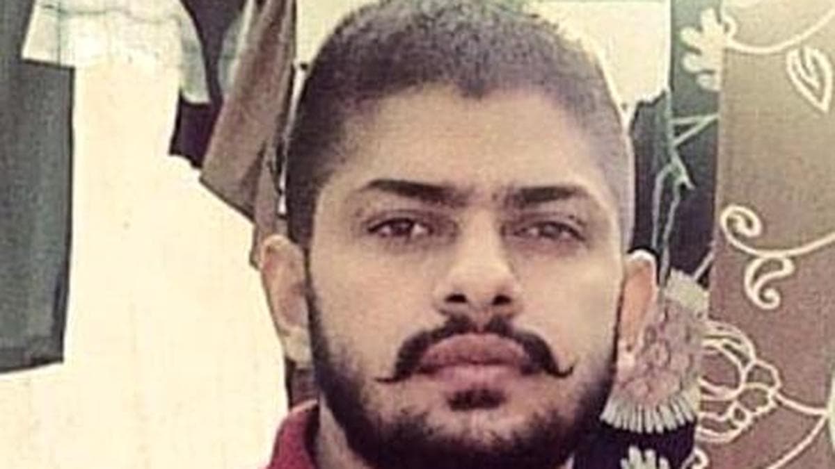 Gangster's Alleged Jail Extortion: WhatsApp Used to Target Prominent Figures